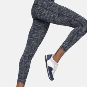 Outdoor Voices FreeForm Leggings in Navy